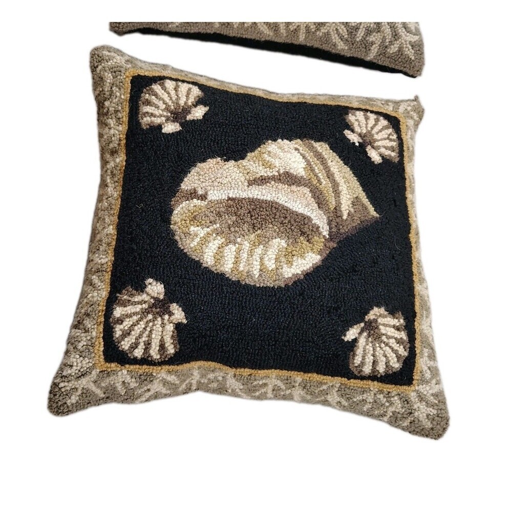 Set of 2 Coastal Seashell Hooked Throw Pillows Black Nautical Beach Cottage - Picture 3 of 8